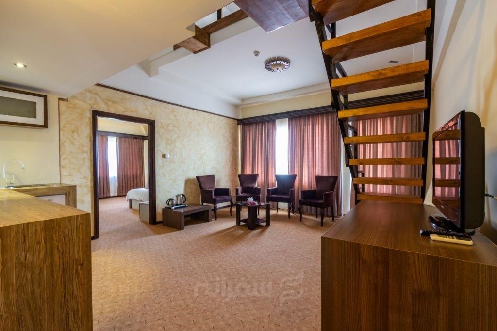 هتل مزرعه معین فومن
