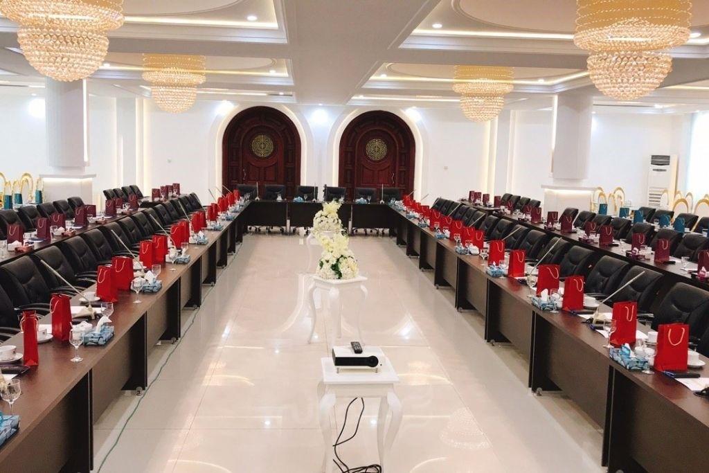 هتل پارامیدا شاهرود